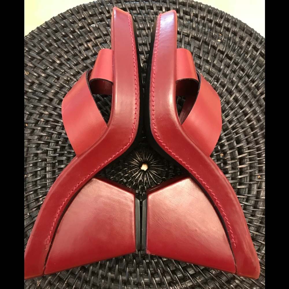 New Wine Color Nine West Sz8 Slides - image 1